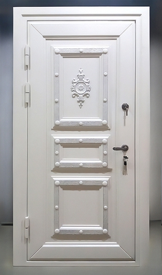 Дверь с покраской в белый